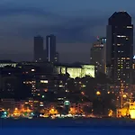 فندق Port *